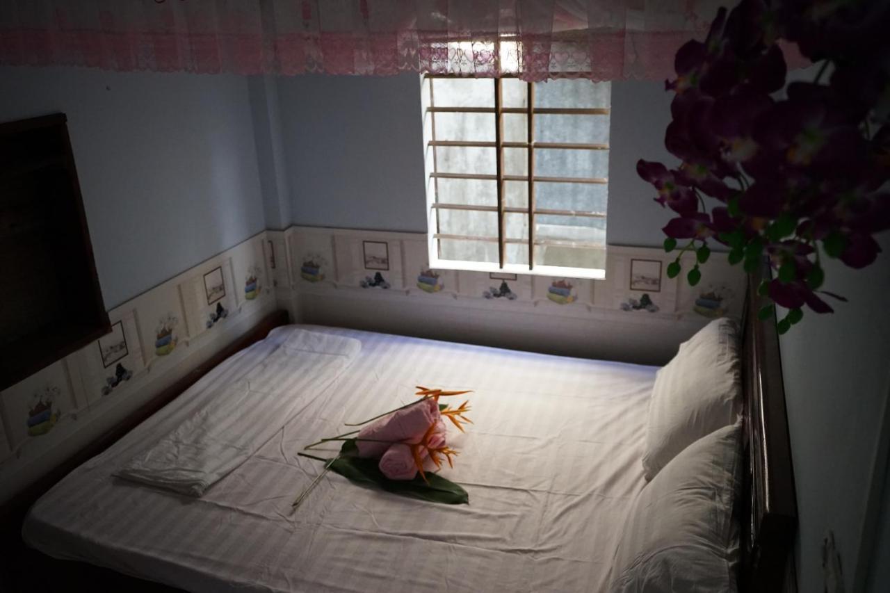 Bai Huong Homestay Хойан Экстерьер фото